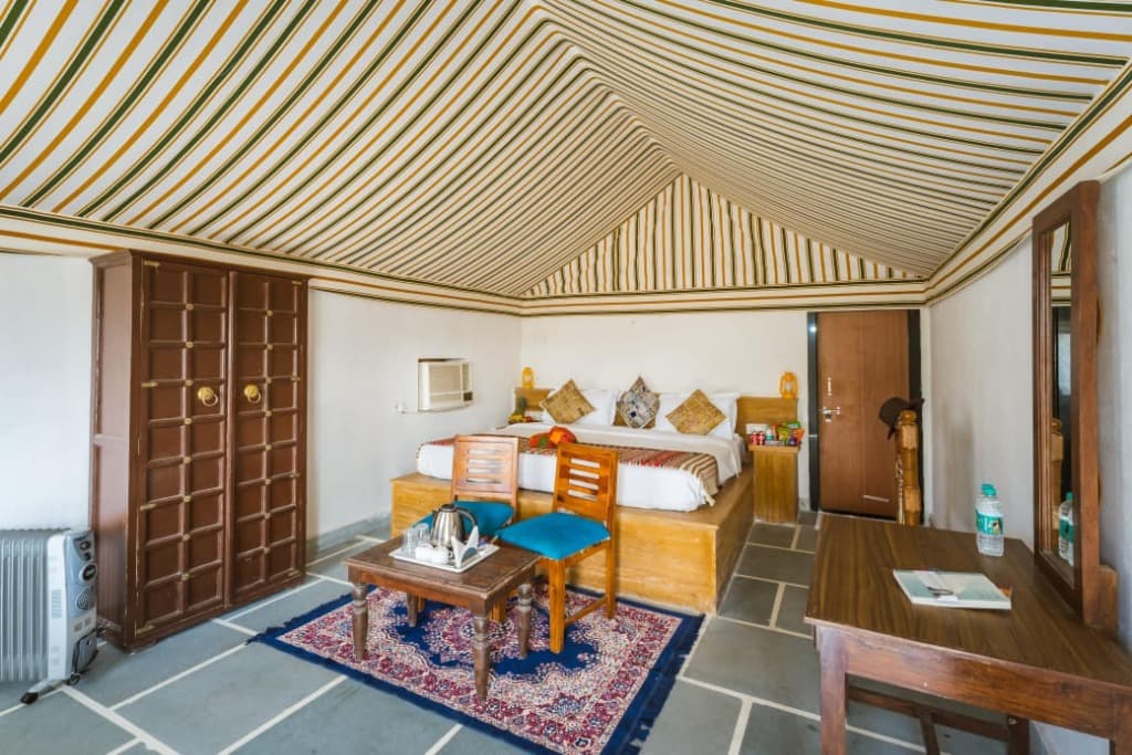 Luxury tent bedroom