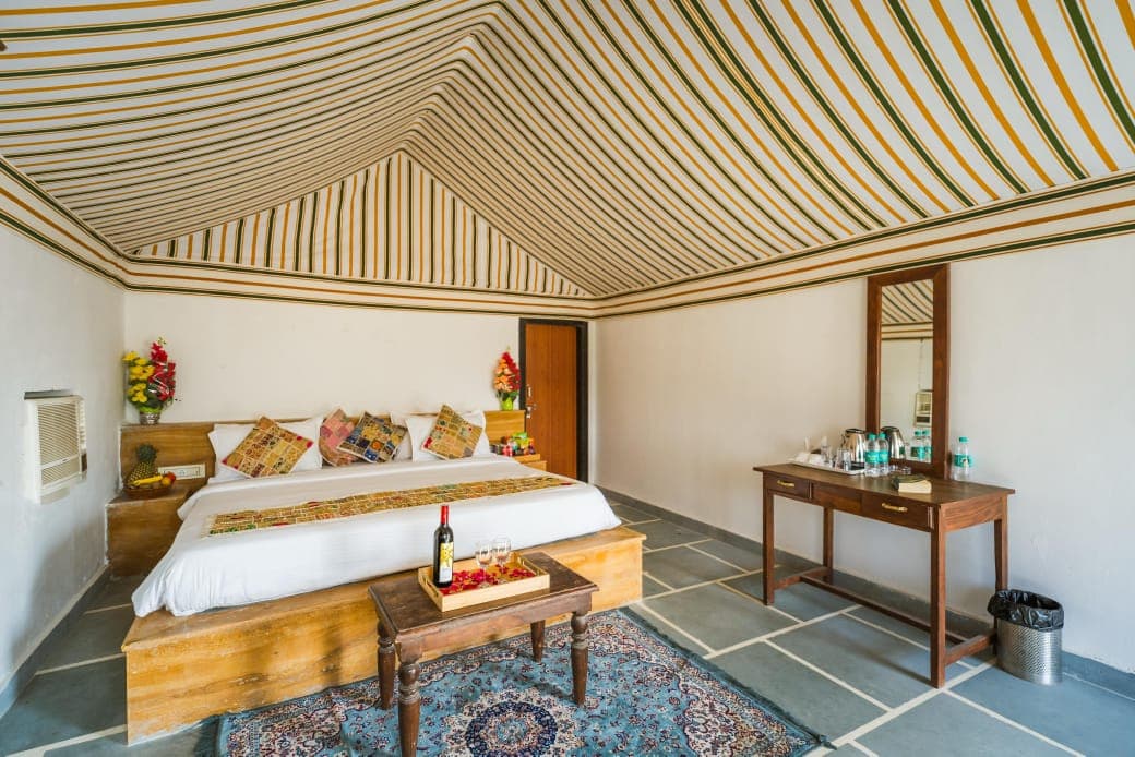 Super Deluxe Tent 1