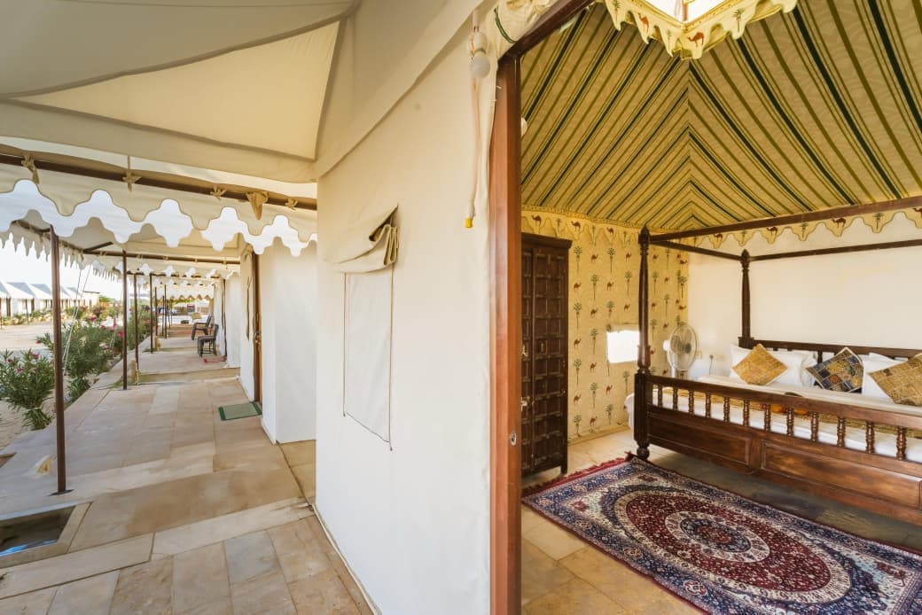 Super Luxury Tent 1